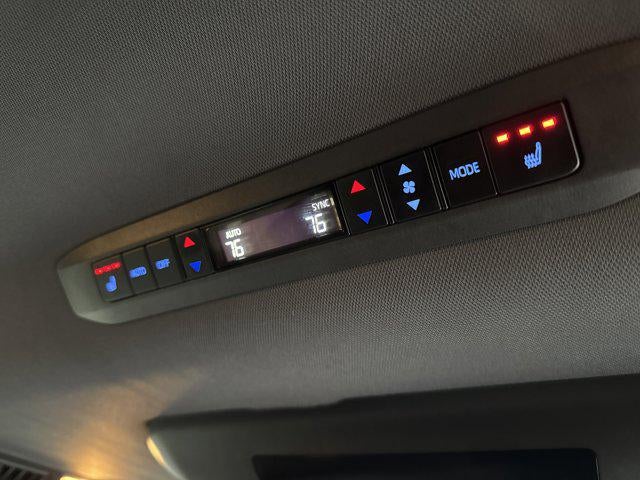 2022 Toyota Sienna Platinum