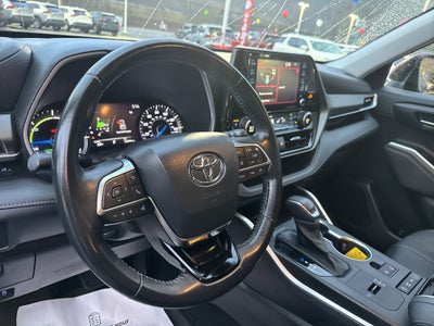 2021 Toyota Highlander Hybrid XLE