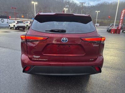 2021 Toyota Highlander Hybrid XLE