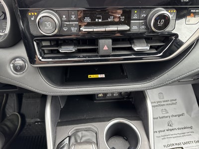 2023 Toyota Highlander Hybrid XLE