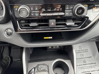 2023 Toyota Highlander Hybrid XLE