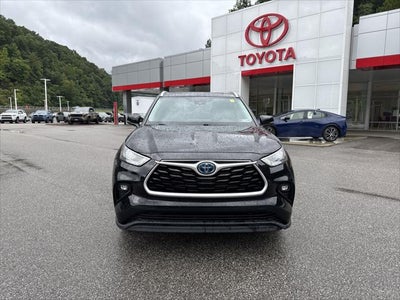 2023 Toyota Highlander Hybrid XLE