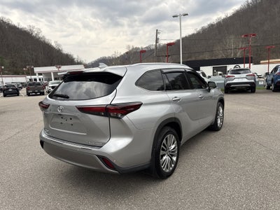 2024 Toyota Highlander Platinum