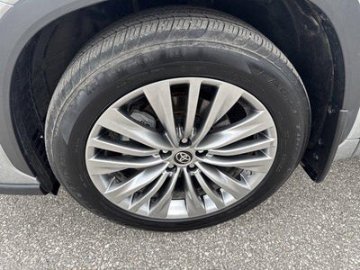 2024 Toyota Highlander Platinum