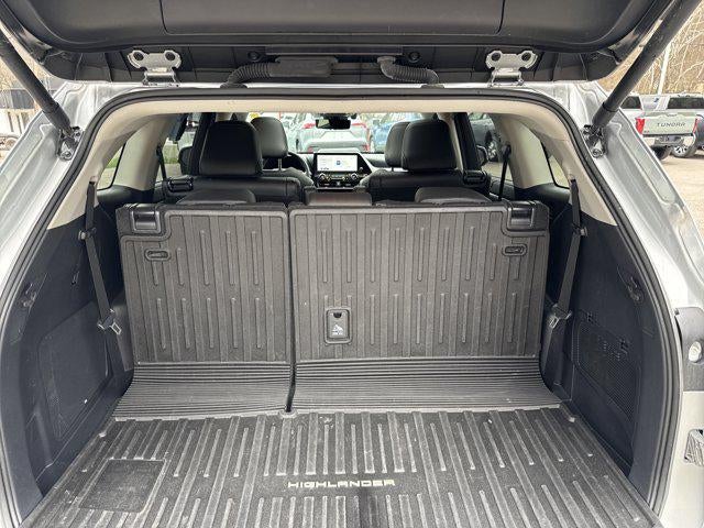 2024 Toyota Highlander Platinum