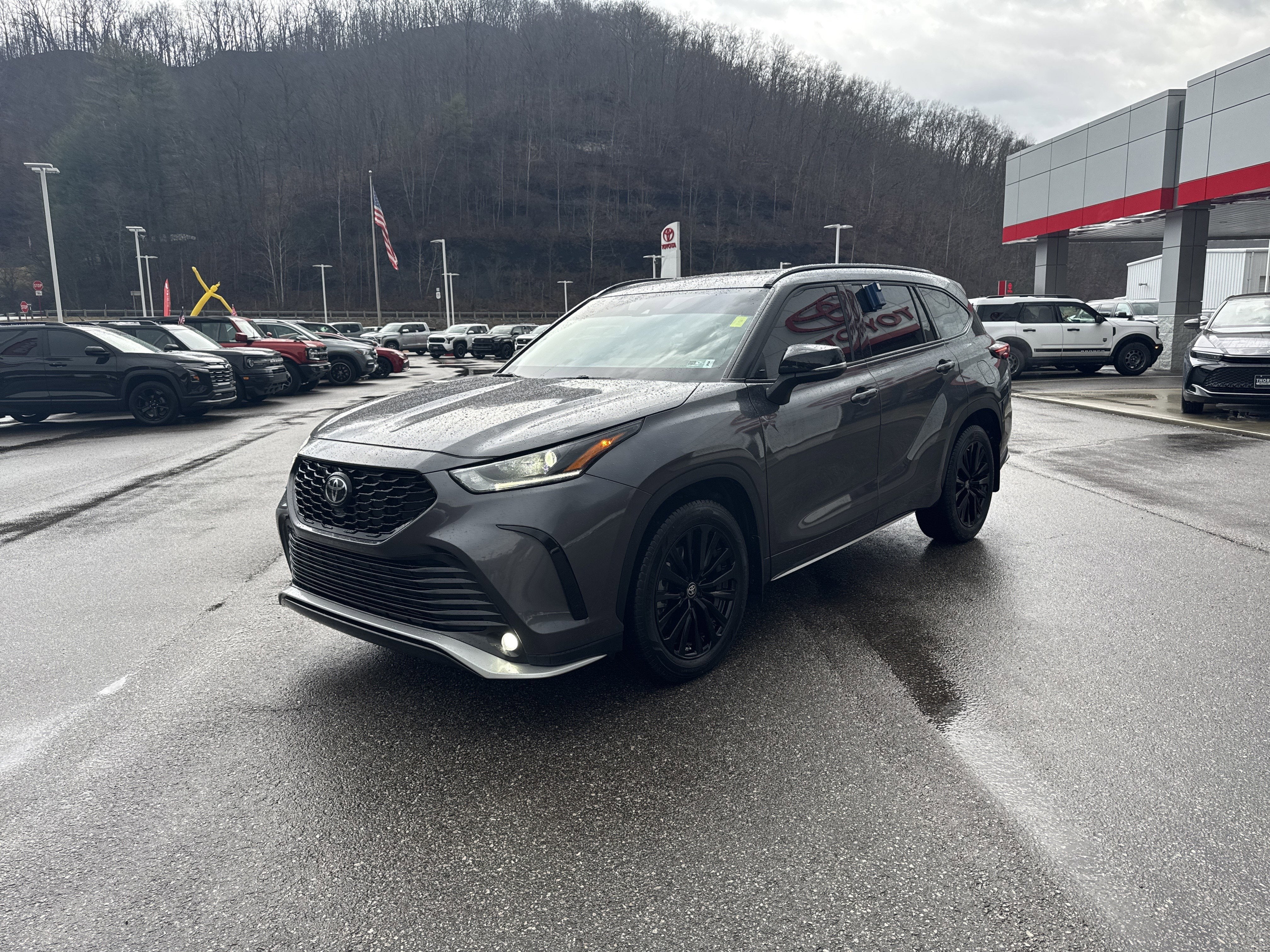 2024 Toyota Highlander XSE