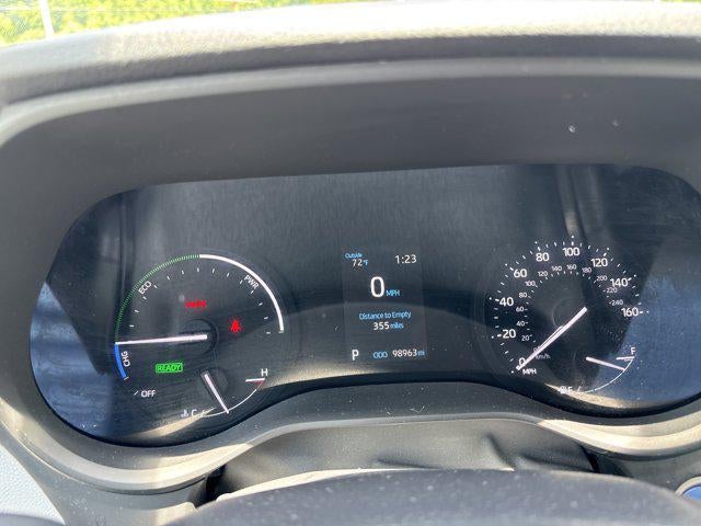 2022 Toyota Sienna LE
