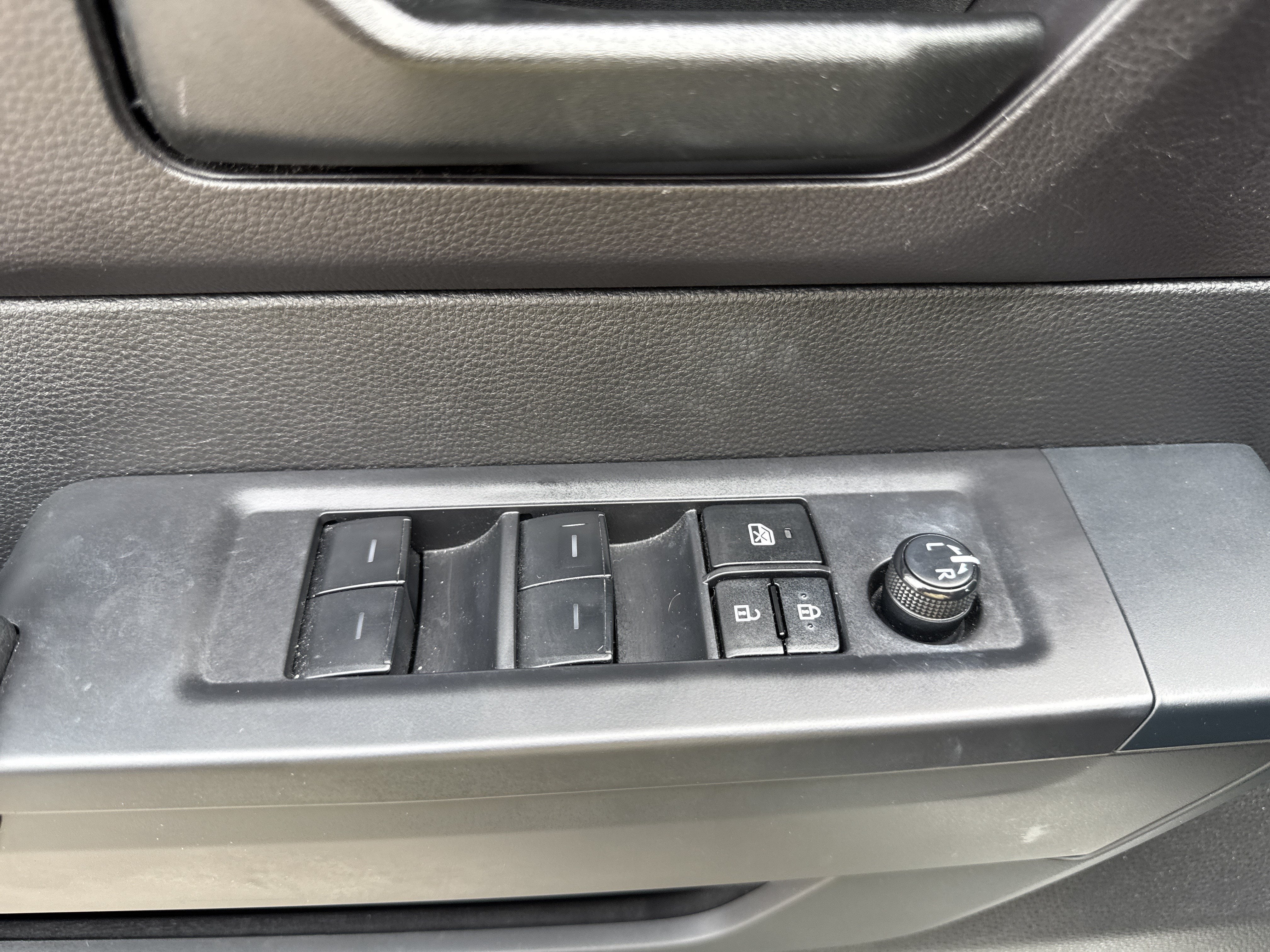 2023 Toyota Tundra 4WD SR