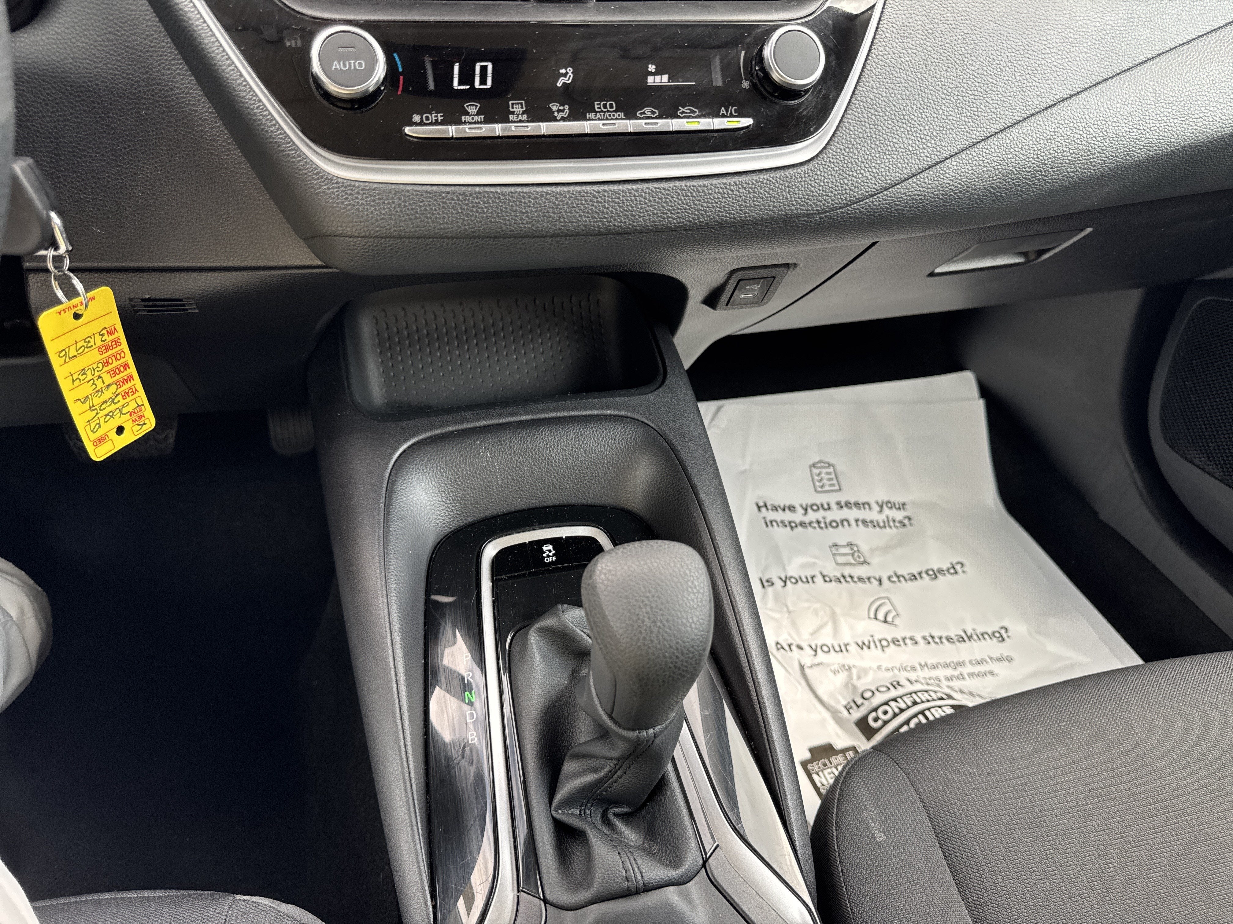 2025 Toyota Corolla LE