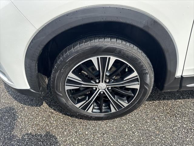 2020 Mitsubishi Eclipse Cross Base