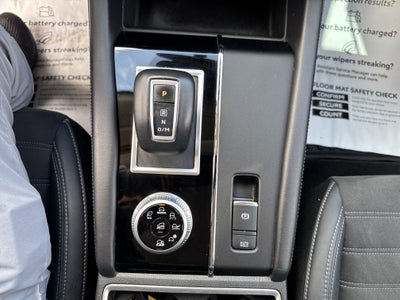 2023 Mitsubishi Outlander SE