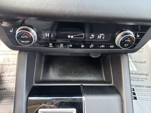 2023 Mitsubishi Outlander SE