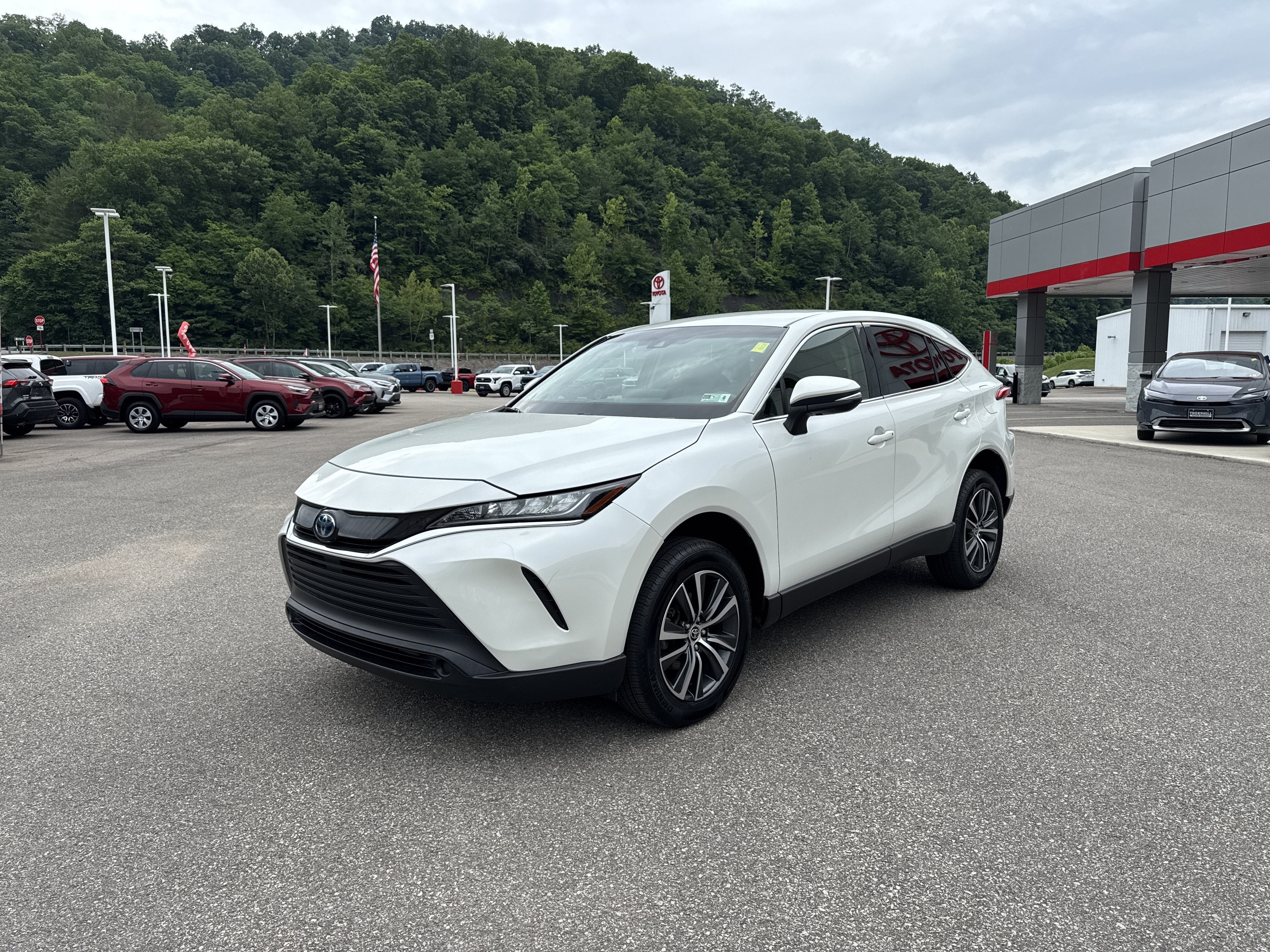 2022 Toyota Venza LE