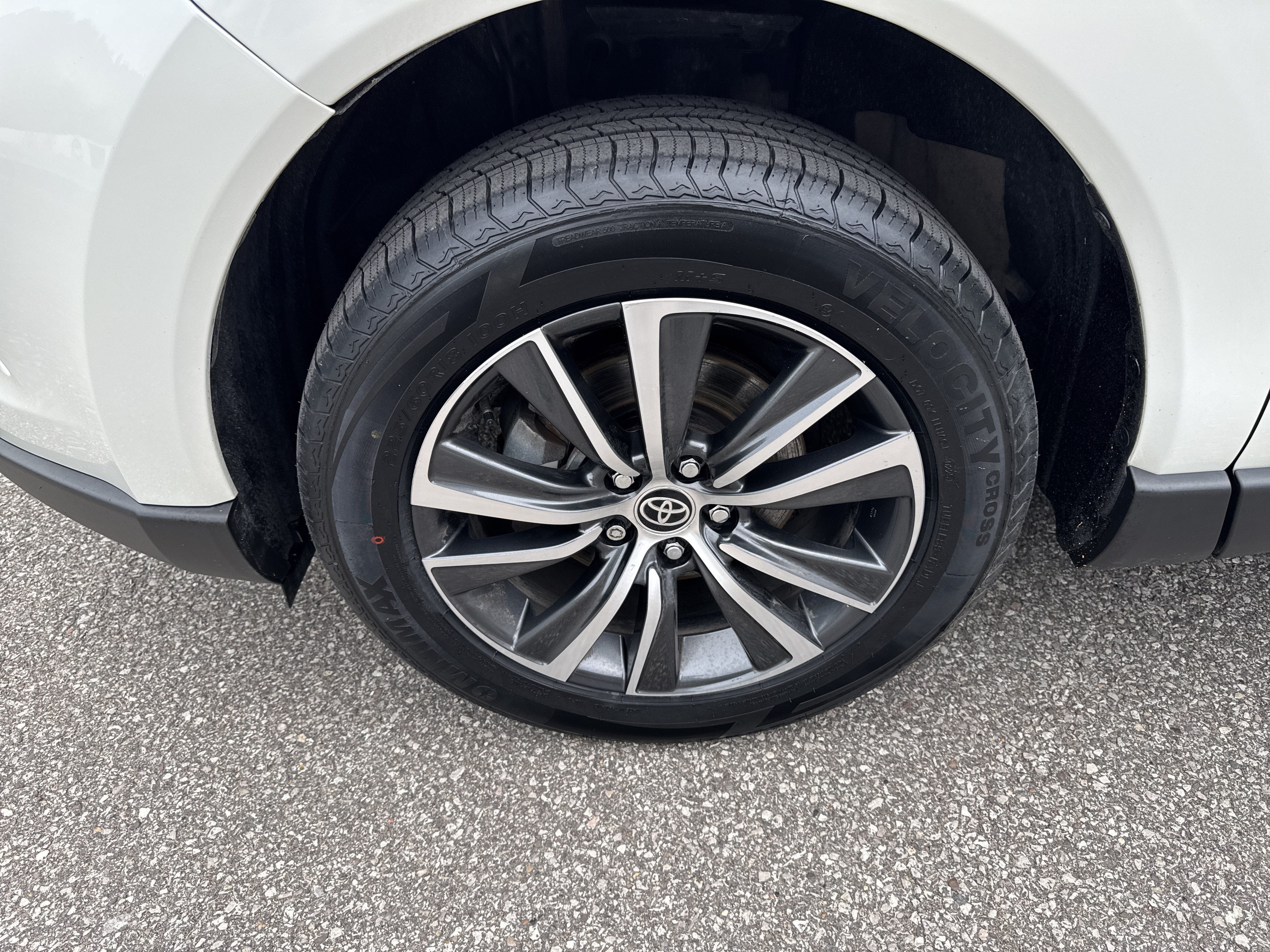 2022 Toyota Venza LE