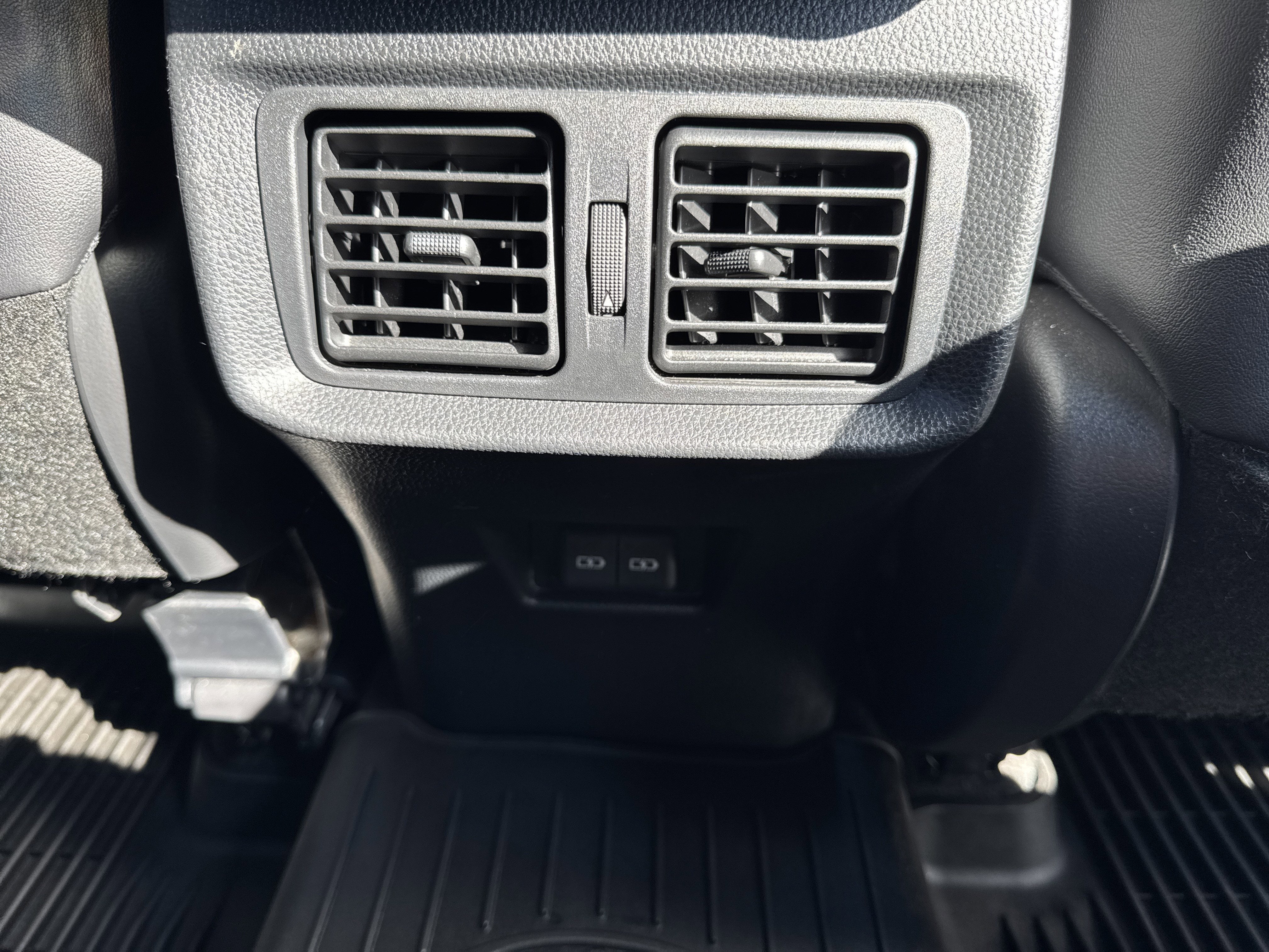 2023 Toyota Venza XLE