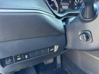 2023 Toyota Venza XLE