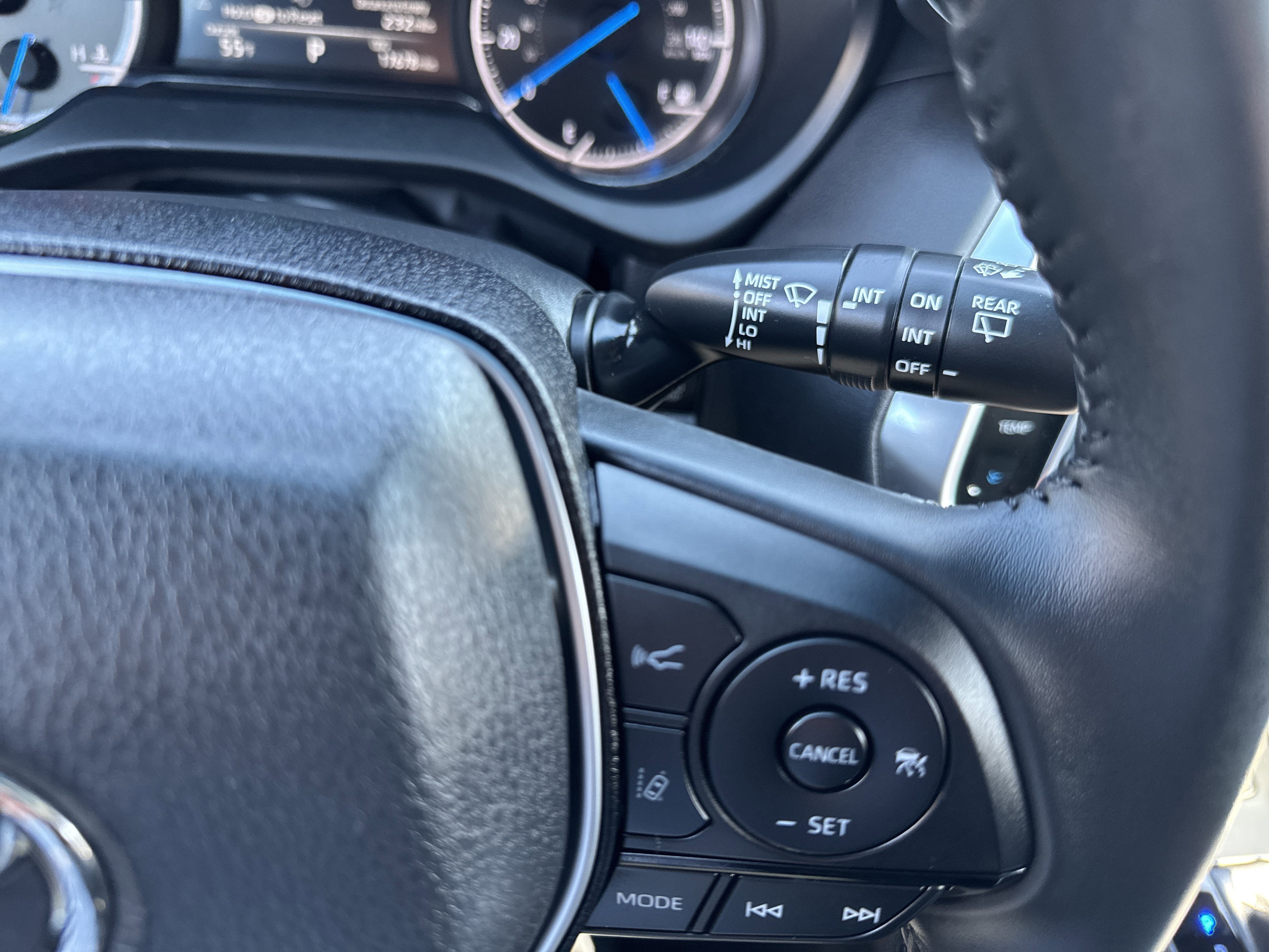 2023 Toyota Venza XLE