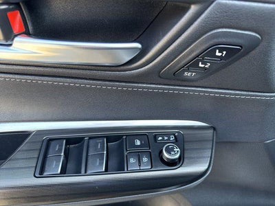 2023 Toyota Venza XLE