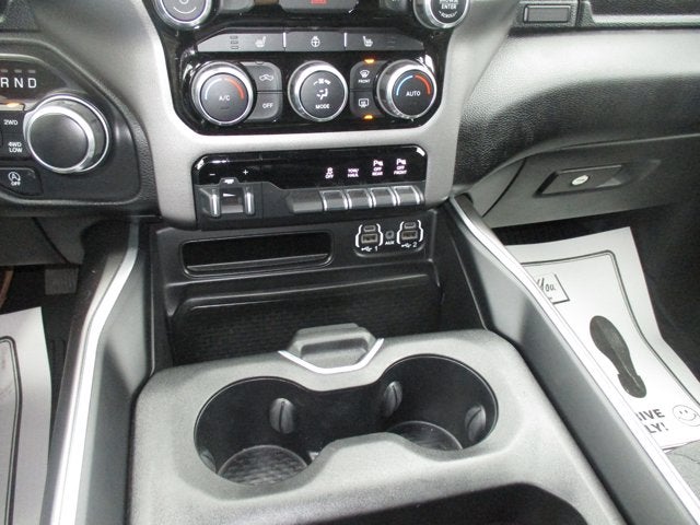 2021 RAM 1500 BIG HORN 4X4 CREW CAB 5'7