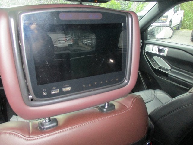 2023 Ford Explorer PLATINUM 4WD