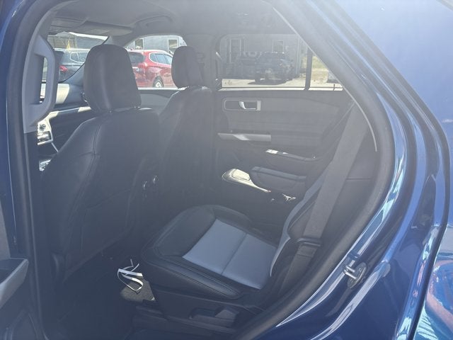 2022 Ford Explorer XLT 4WD