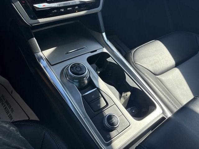 2022 Ford Explorer XLT 4WD