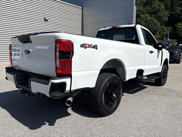 2025 Ford Super Duty F-350 SRW XL