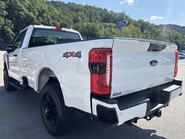 2025 Ford Super Duty F-350 SRW XL