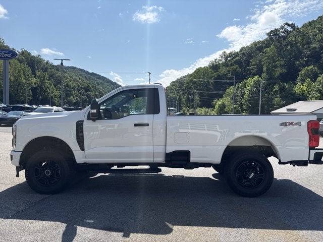 2025 Ford Super Duty F-350 SRW XL