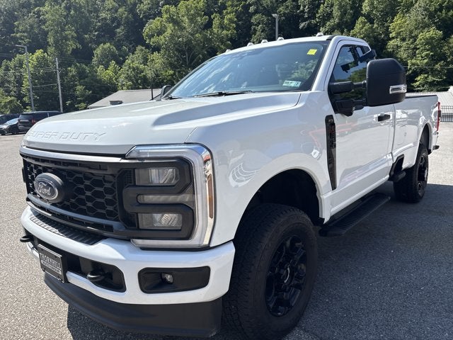 2025 Ford Super Duty F-350 SRW XL