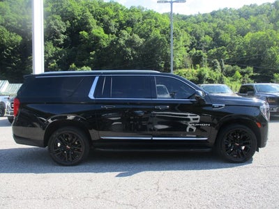 2023 GMC Yukon XL 4WD 4DR SLT