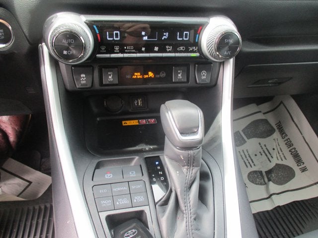 2025 Toyota RAV4 XLE PREMIUM AWD
