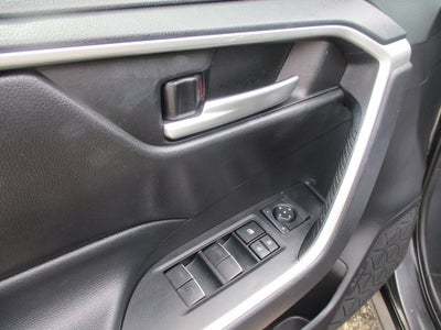 2023 Toyota RAV4 XLE AWD