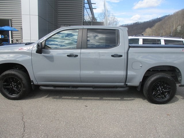 2024 Chevrolet Silverado 1500 "4WD CREW CAB 147"" LT TRAI"