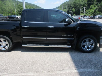 2017 Chevrolet Silverado 1500 "4WD CREW CAB 143.5"" LTZ W"