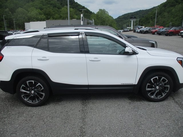2022 GMC Terrain FWD 4DR SLT