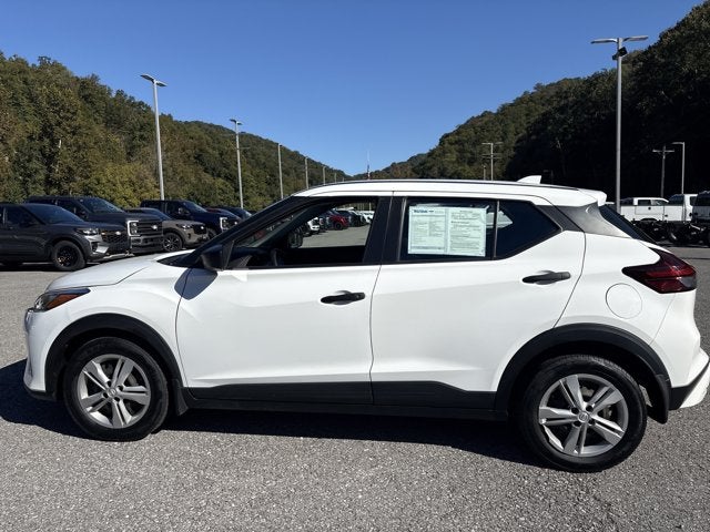 2023 Nissan Kicks S FWD