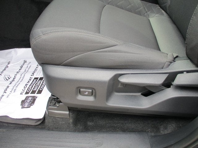 2025 Toyota Tacoma 4WD SR5 DOUBLE CAB 5' BED AT