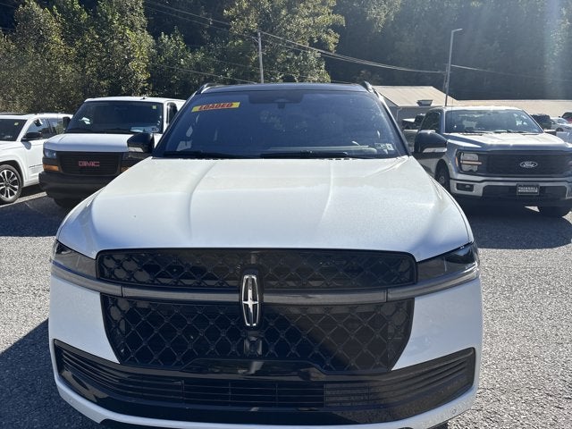2025 Lincoln Navigator L Reserve