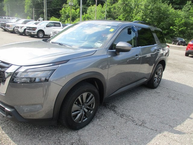 2025 Nissan Pathfinder SV 4WD