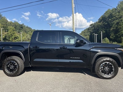 2024 Toyota Tundra 4WD SR5 CREWMAX 5.5' BED