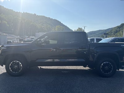 2024 Toyota Tundra 4WD SR5 CREWMAX 5.5' BED