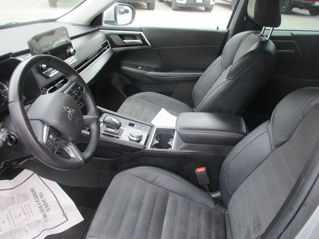 2023 Mitsubishi Outlander SE S-AWC