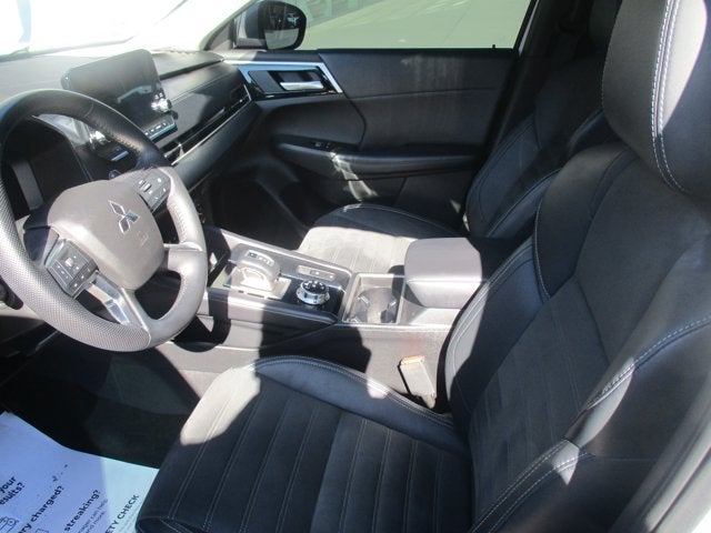 2023 Mitsubishi Outlander SE S-AWC