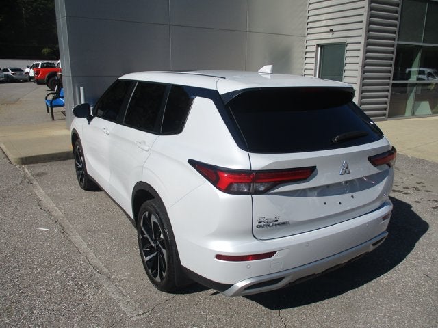 2023 Mitsubishi Outlander SE S-AWC