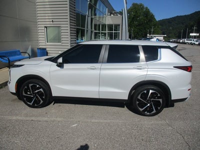 2023 Mitsubishi Outlander SE S-AWC
