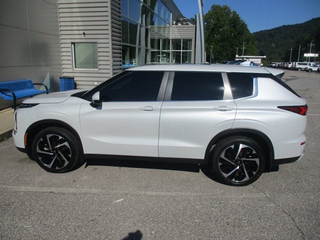 2023 Mitsubishi Outlander SE S-AWC