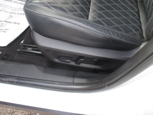 2022 Mitsubishi Outlander SEL S-AWC