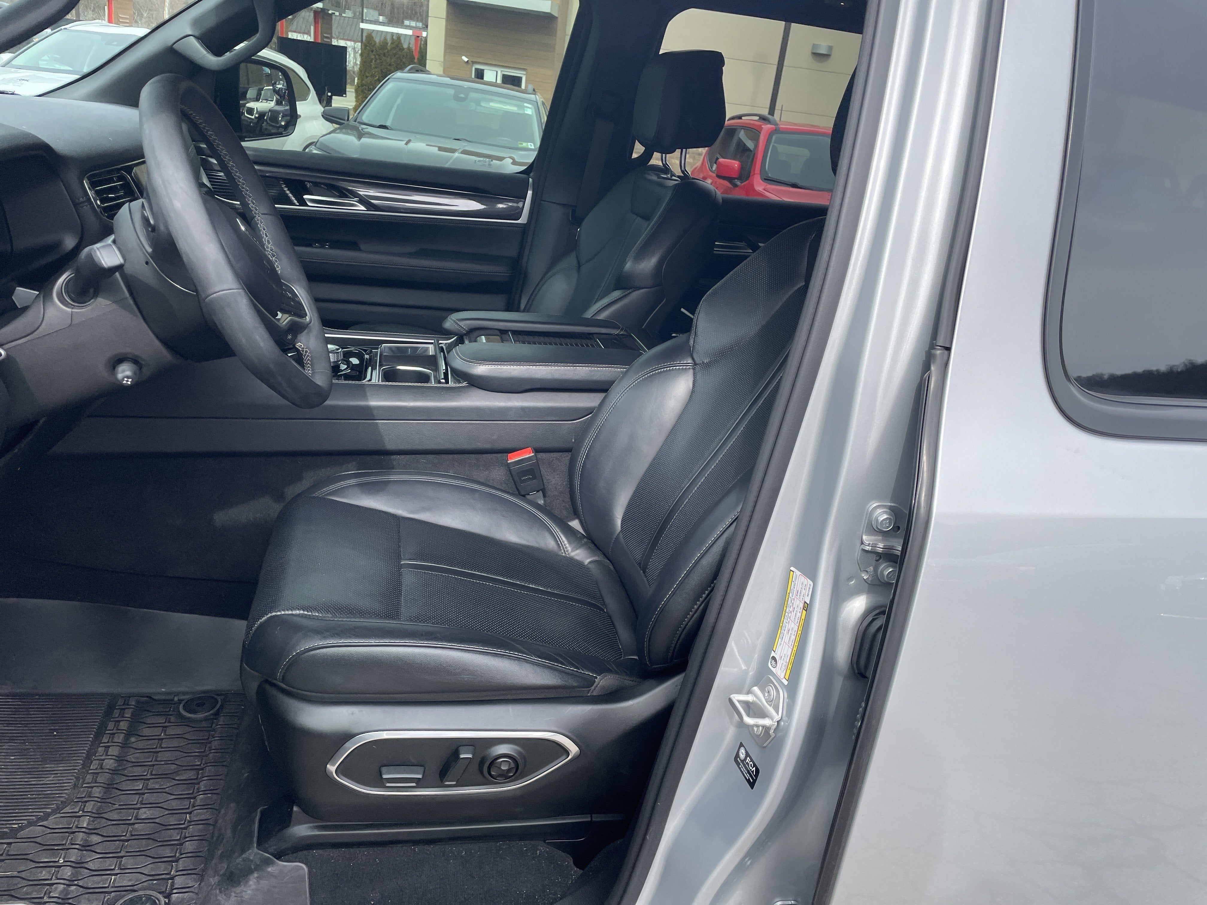 2024 Jeep Wagoneer Series I 4x4