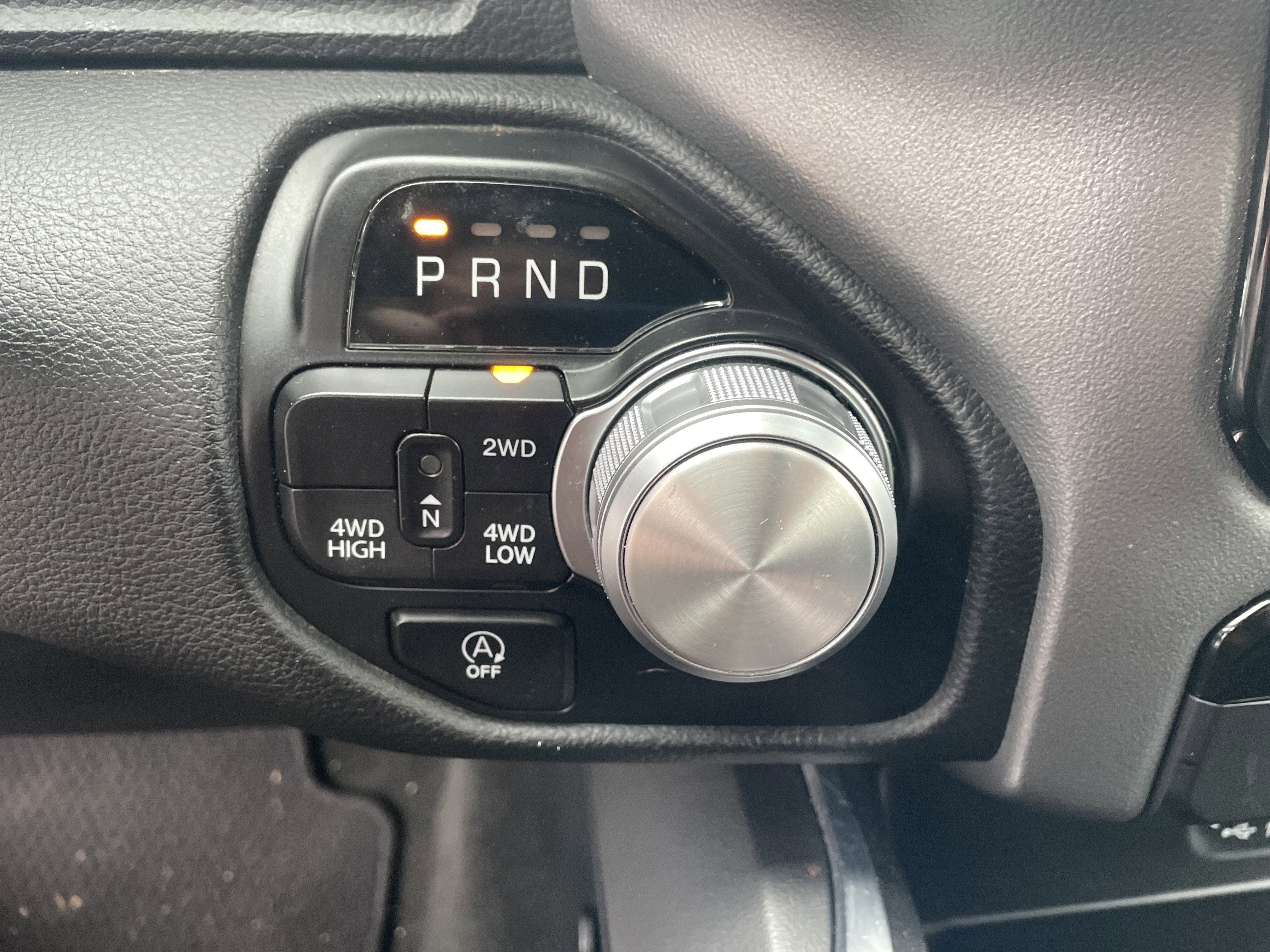 2024 RAM 1500 Laramie Crew Cab 4x4 5'7' Box